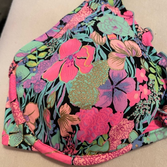 Multi-Colored Floral Underwire Bikini Top - Picture 4 of 9